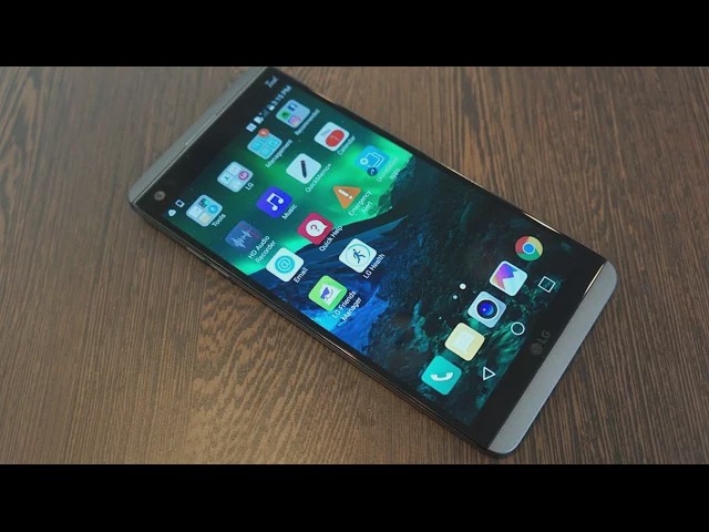 Video thumbnail for LG V20 - Unboxing and Review