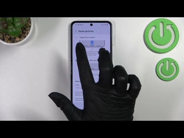 Video thumbnail for How to Set Gestures Navigation on Samsung Galaxy Z Flip4