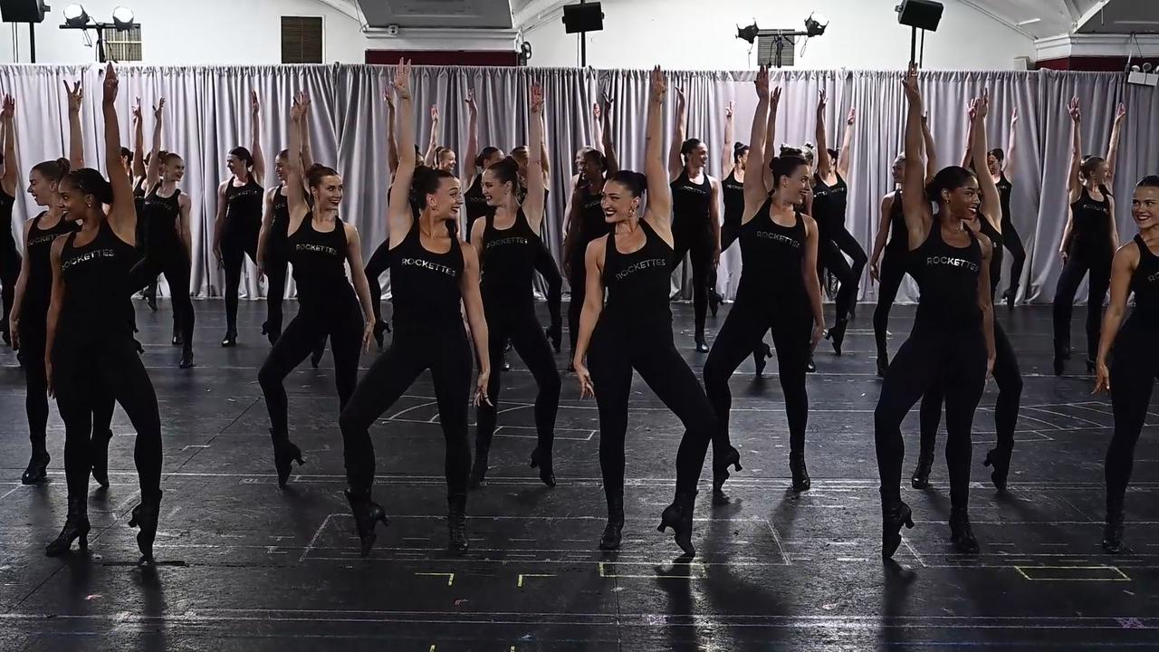 Video thumbnail for NY: The Rockettes Dance Rehearsal In NYC 2.