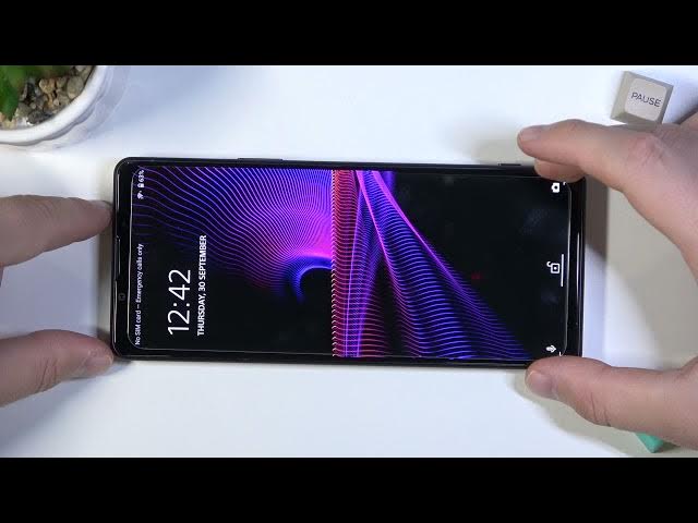 Video thumbnail for How to Install Tempered Glass on SONY Xperia 1 III – Put Screen Protector