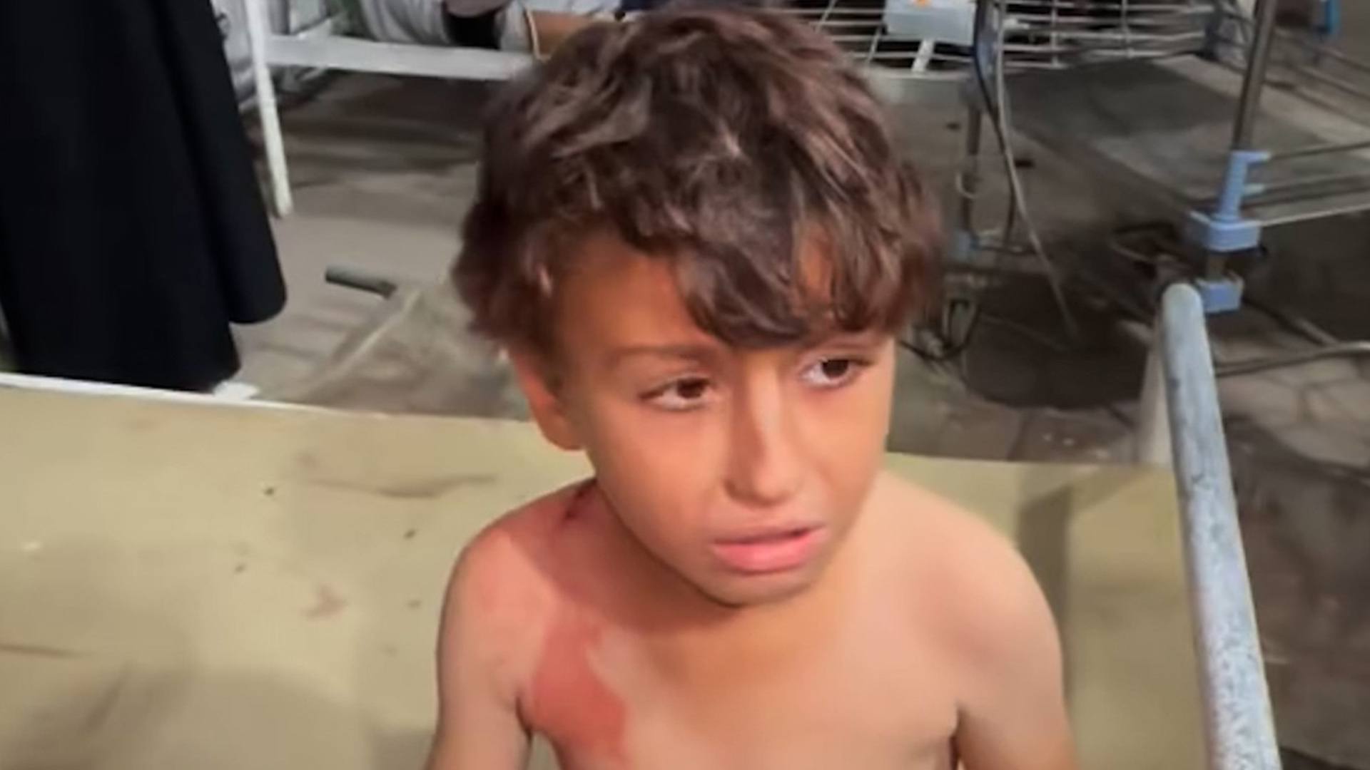 Video thumbnail for Injured Palestinian children rushed to hospital after bombing