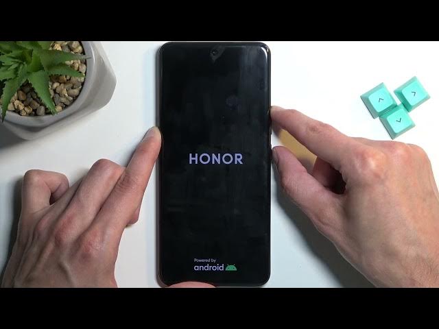 Video thumbnail for How to Hard Reset Honor 90 via Recovery Mode - Clear Data