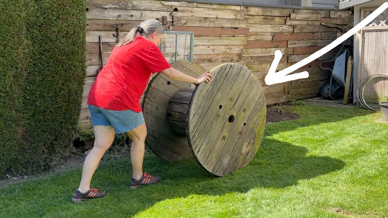 Video thumbnail for She rolls an electrical spool into her garden for this STUNNING transformation!