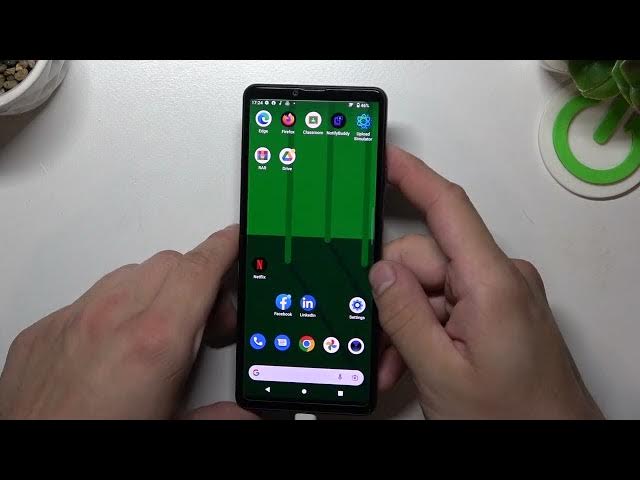 Video thumbnail for How to Connect Headphones to SONY Xperia 10 IV - Pair Headphones