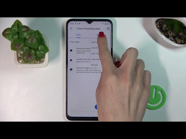 Video thumbnail for How to Clear Browsing Data on Realme C35 – Remove All Browser Data