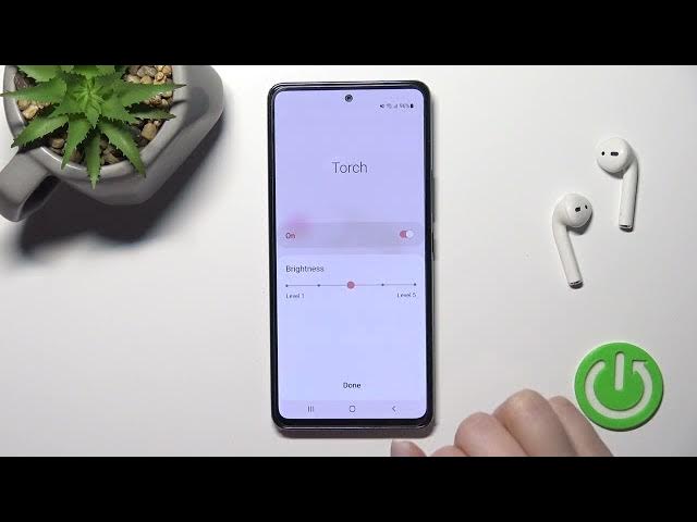 Video thumbnail for How to Switch On the Flashlight on SAMSUNG Galaxy A53 5G