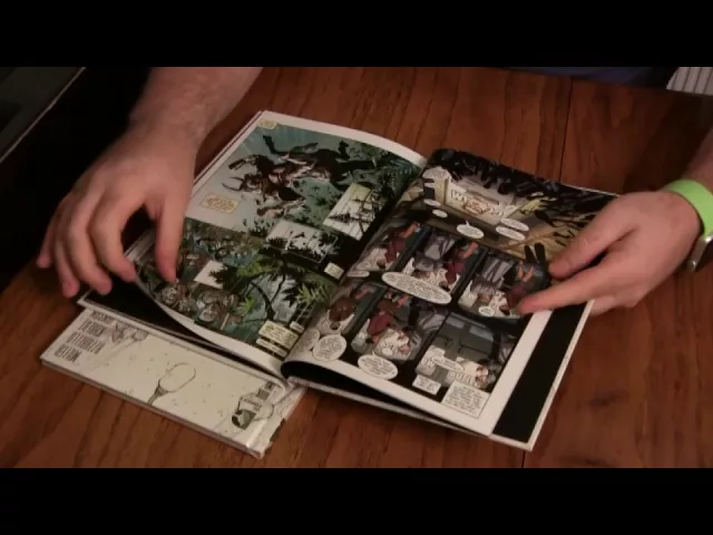 Video thumbnail for Unboxing The Dark Knight Returns 30th Anniversary Box