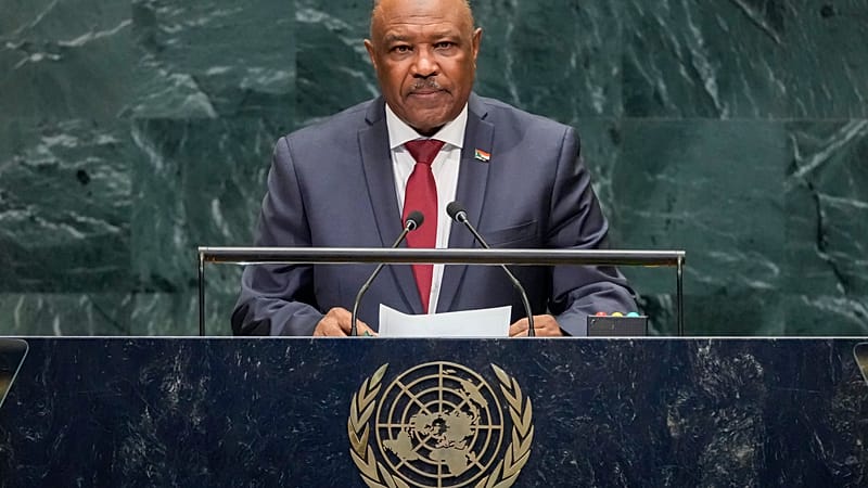 Video thumbnail for Sudan foreign minister slams US over visa block on army chief