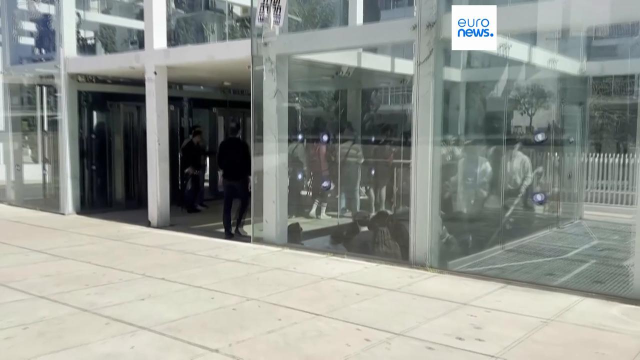 Video thumbnail for Explosions light up Tel Aviv sky as Israel intercepts missiles