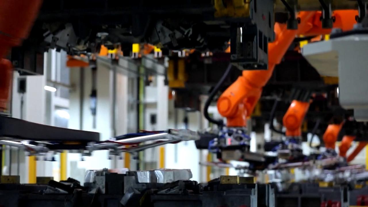 Video thumbnail for China: China's manufacturing sector speeds toward high-end, intelligent production.