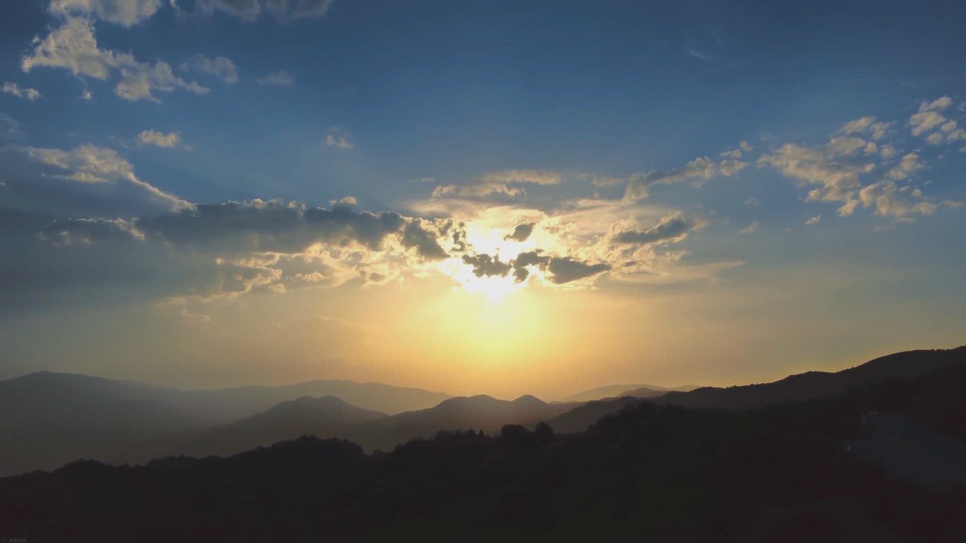 Video thumbnail for Best Shayari In Hindi: A Melody of Emotions