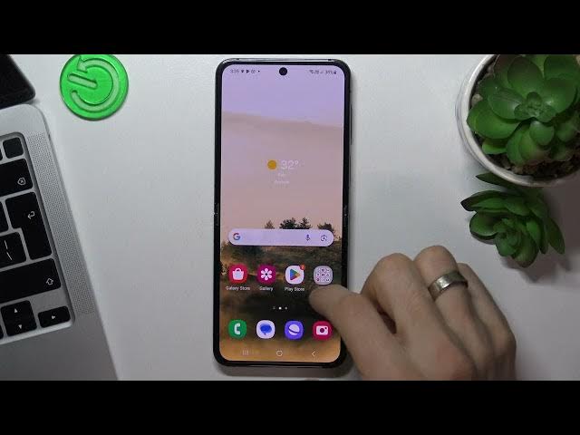 Video thumbnail for Top 3 Best Themes for Samsung Galaxy Z Flip 5