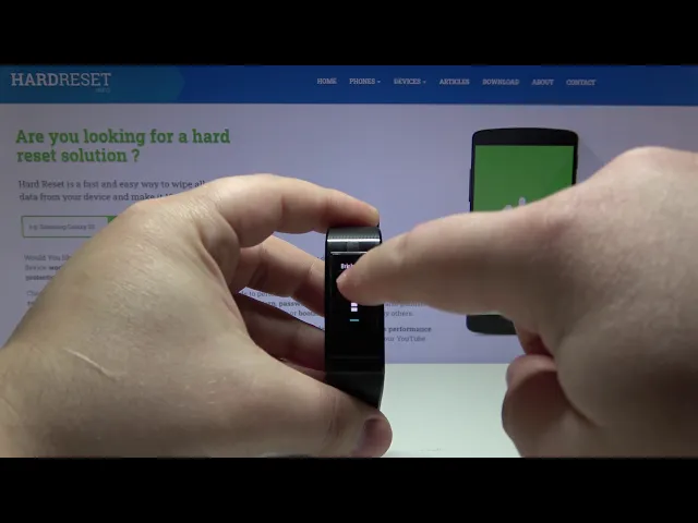Video thumbnail for How to Change Brightness in Huawei Band 4 Pro - Adjust Display Intensity