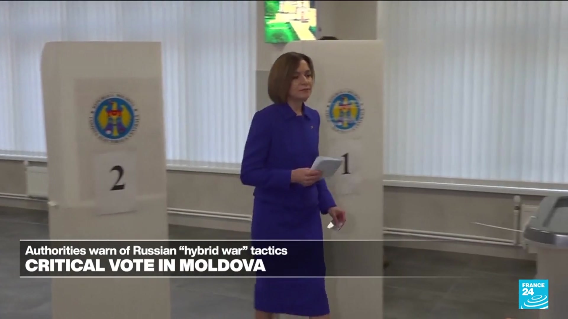 'Video thumbnail for Moldovans choose between pro-EU and pro-Russia camps in tense election'