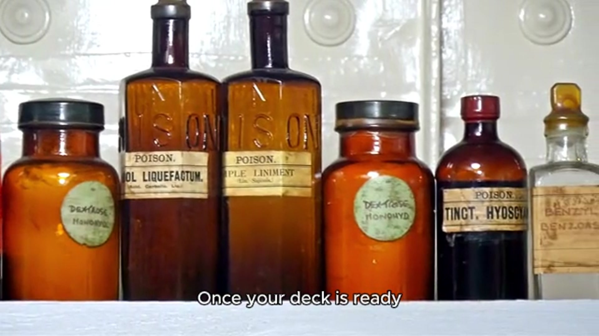 Video thumbnail for Deck staining techniques