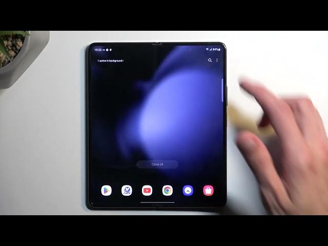 Video thumbnail for Top 10 Tips and Tricks for Maximizing Your SAMSUNG Galaxy Z Fold5 Experience