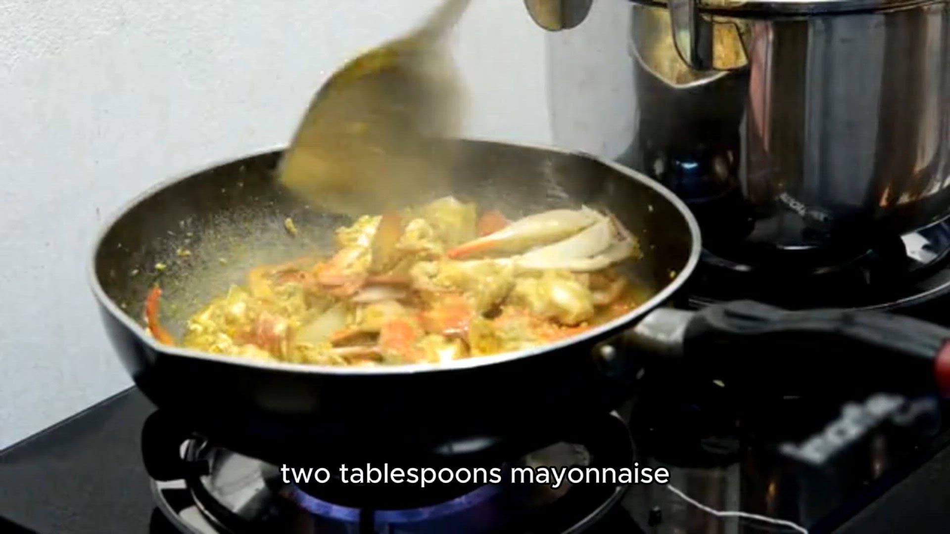 Video thumbnail for Lobster roll recipe