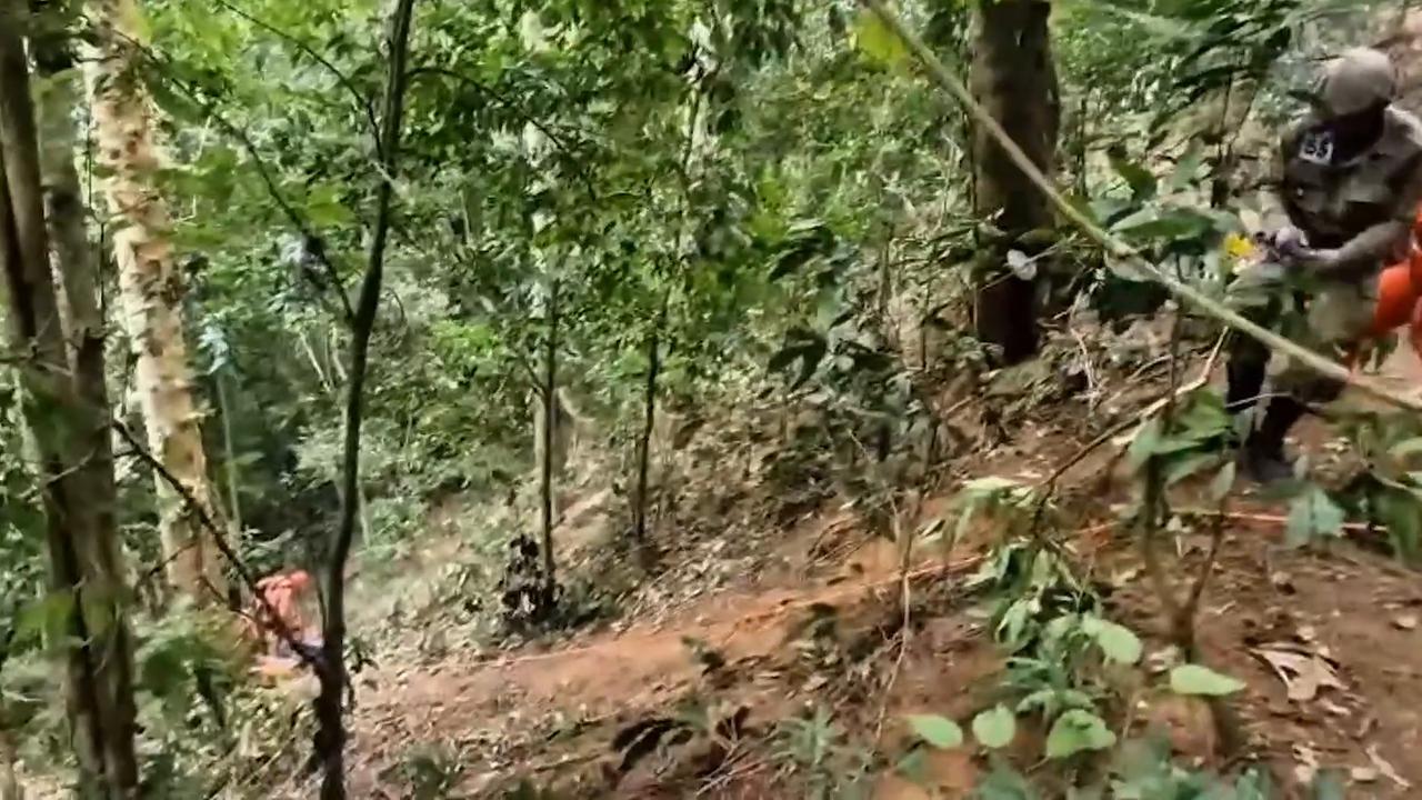 Video thumbnail for Brazil: Four killed in Rio De Janeiro helicopter crash.