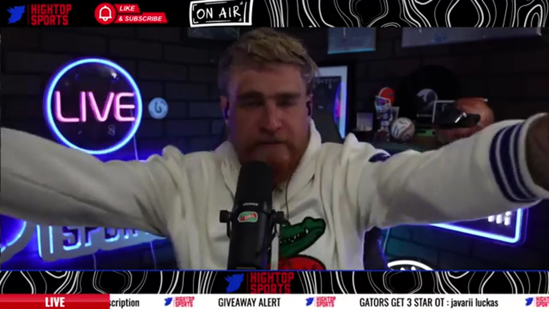 'Video thumbnail for BREAKING: Gators land  HUGE Offensive Tackle Javarii Lucas'