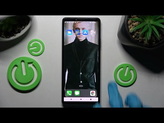 Video thumbnail for How to Download and Apply iOS Launcher on SONY Xperia 10 IV - Install iOS Launcher