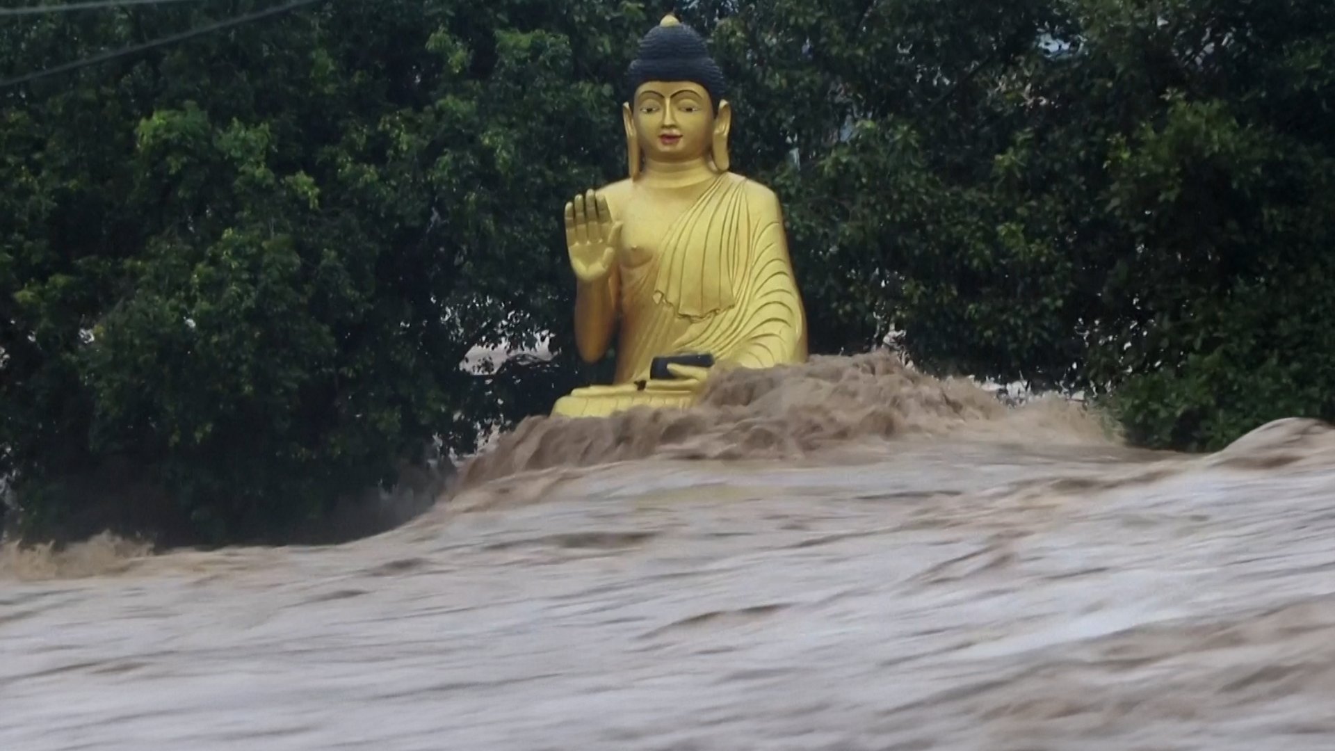 Video thumbnail for 14 killed, a dozen missing as Nepal is hit by more floods and landslides