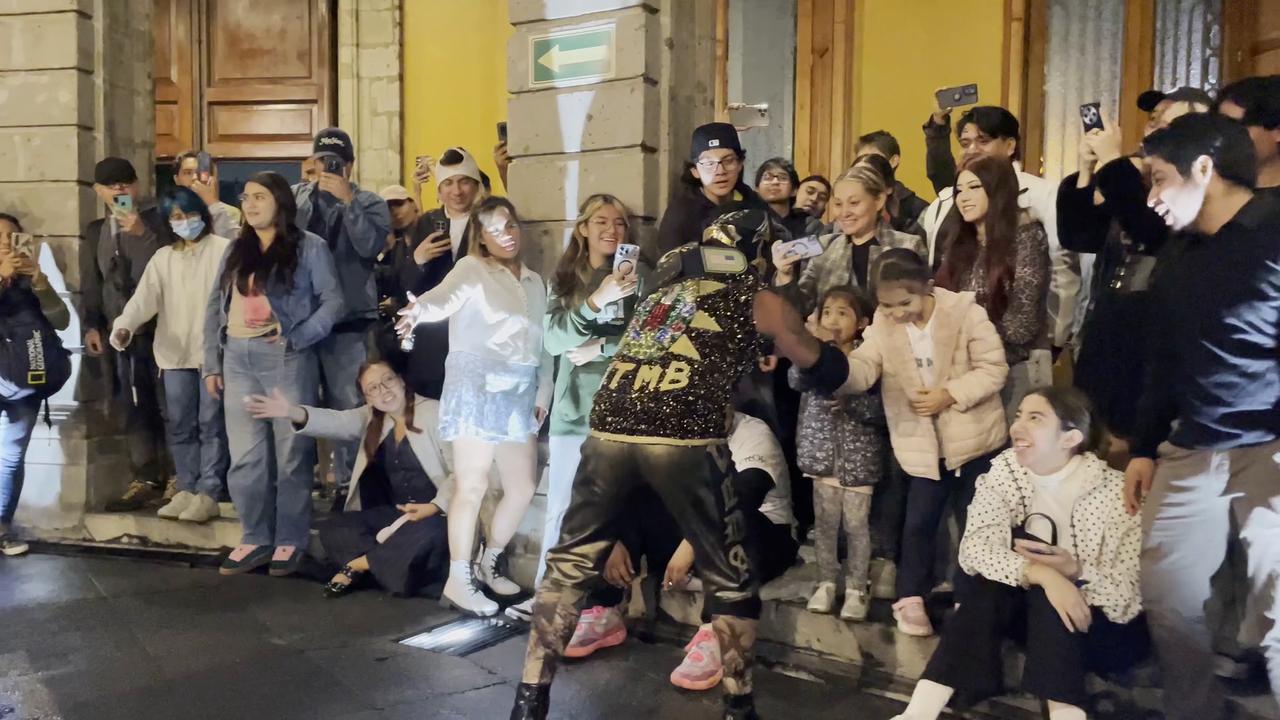 Video thumbnail for Mexico: San Carlos Hosts Lucha Libre 4.