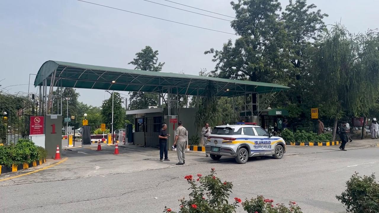 Video thumbnail for Pakistan: Pakistan court orders former PM Imran Khan's transfer from prison to hospital.
