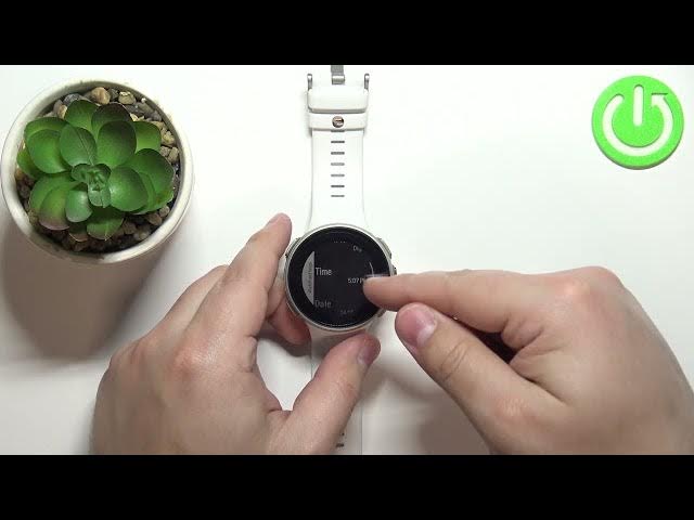 Video thumbnail for How to Change Date and Time on POLAR Vantage V - Set Up Date and Time