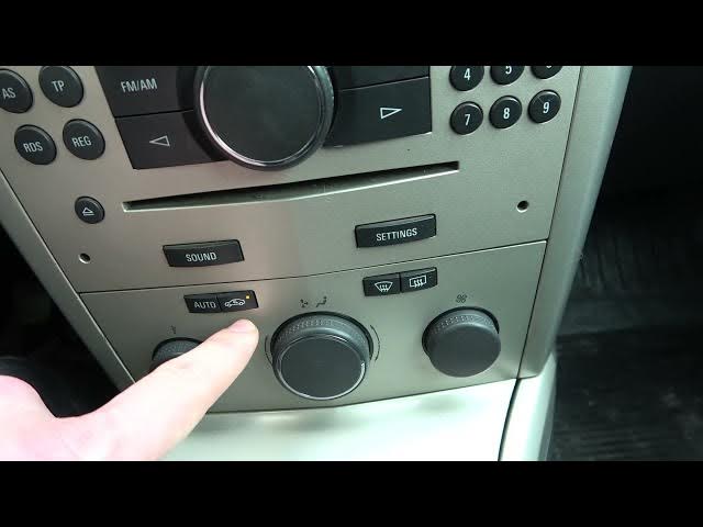 Video thumbnail for How to Turn Internal Airflow Circulation On or Off in Opel Astra H GTC (2004 -2014)