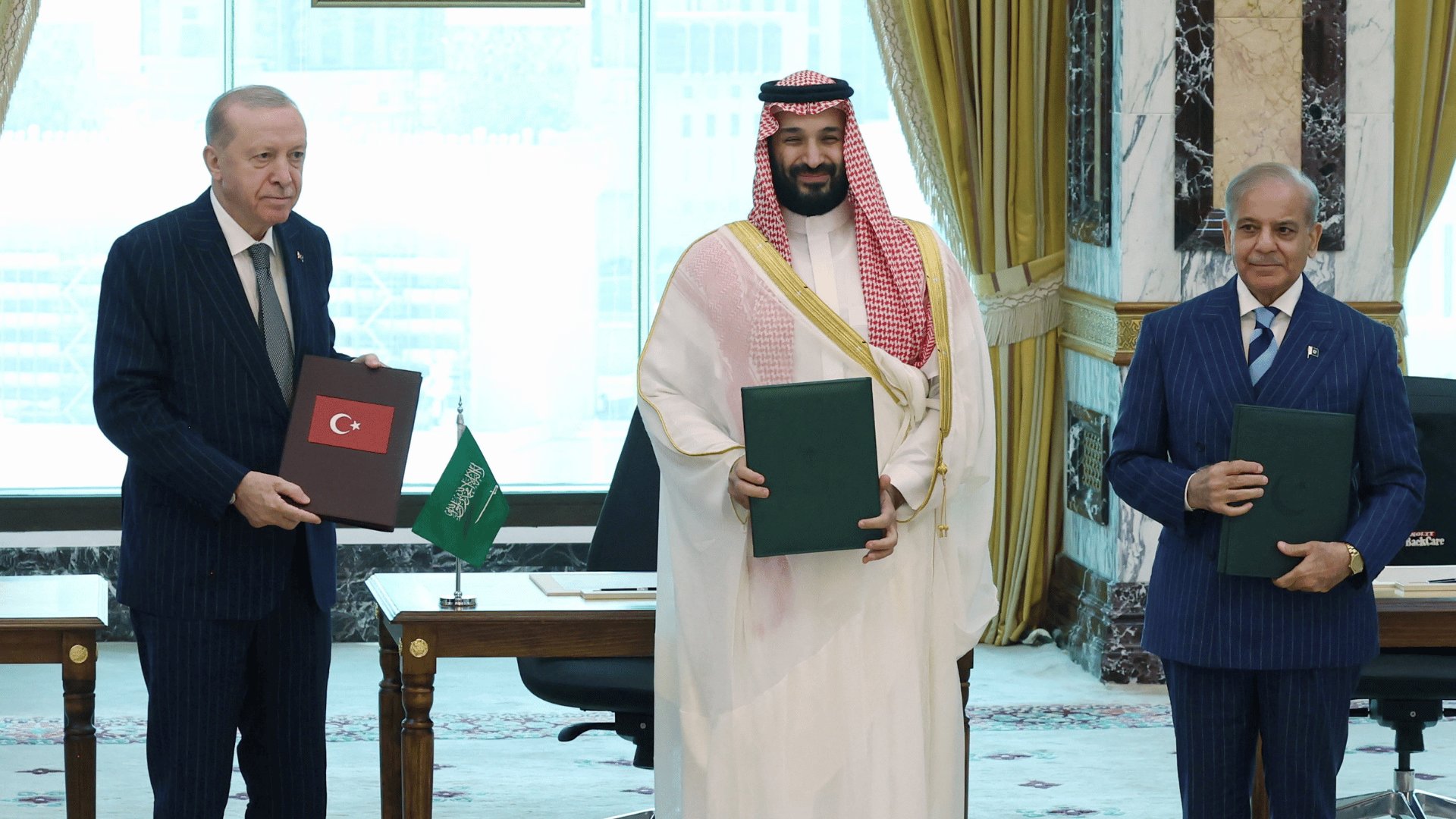 Video thumbnail for Turkiye, Saudi Arabia and Pakistan joint defence agreement signals closer cooperation