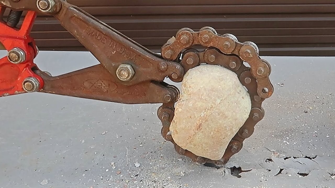 'Video thumbnail for Opening Huge Geodes'