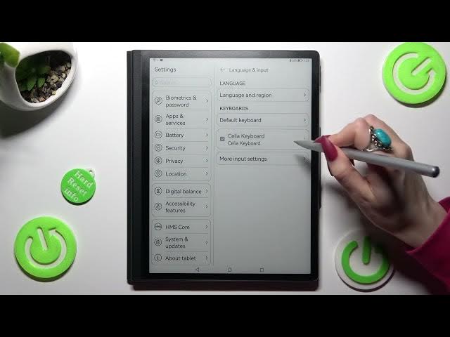 Video thumbnail for How to Manage Typing Features in Huawei MatePad Paper - Type Text Correction Options