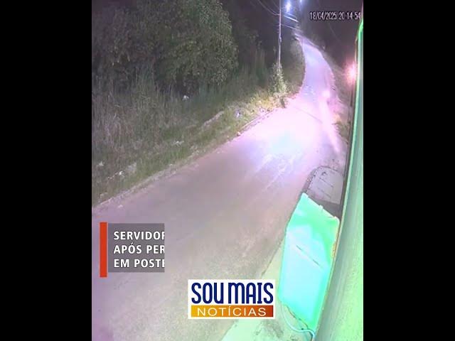 Video thumbnail for Vídeo mostra momento em que motorista colide com poste em Colinas do Tocantins