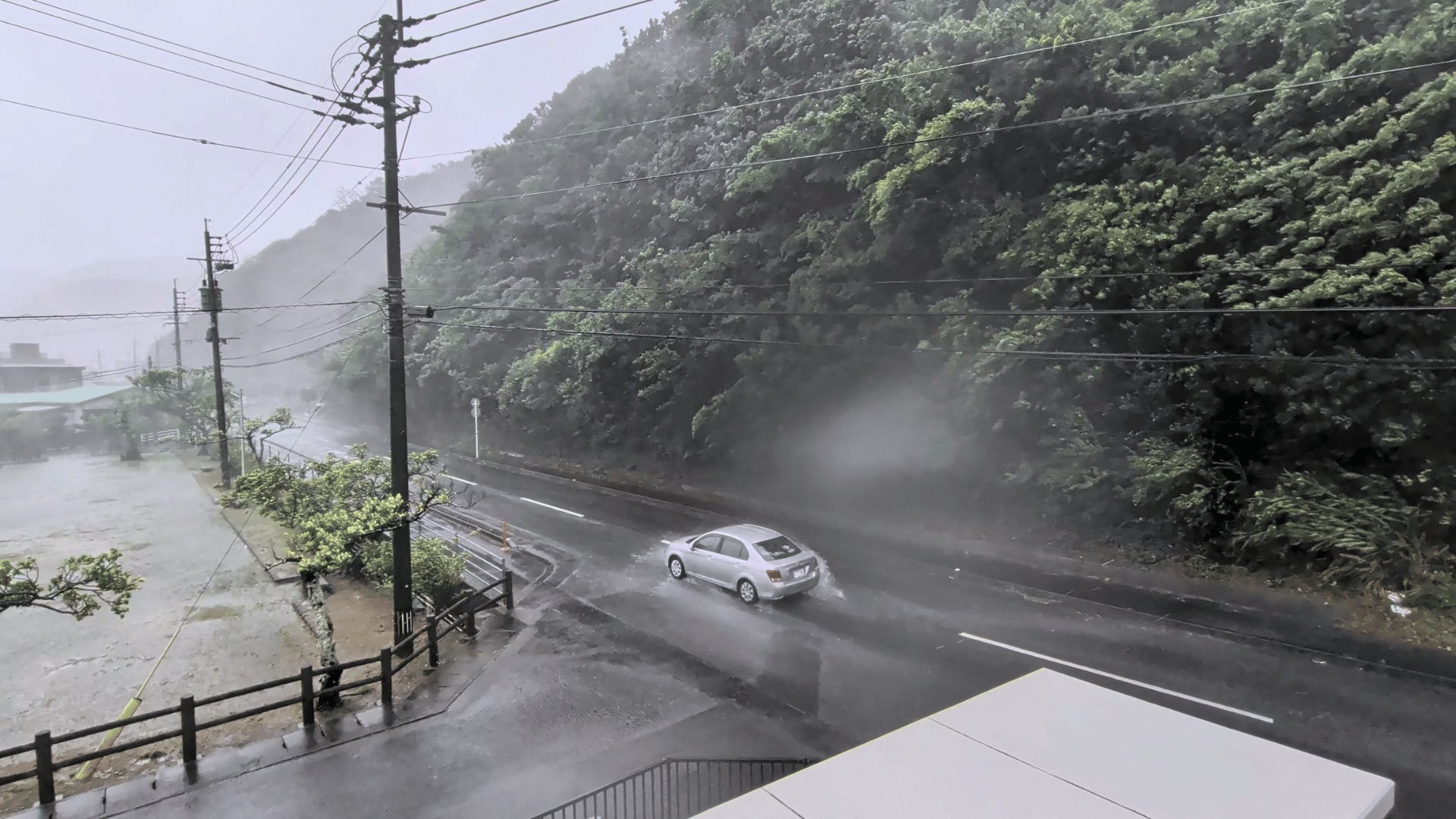 Video thumbnail for Typhoon Dolphin Nears Japan Before Turning Toward Eastern China