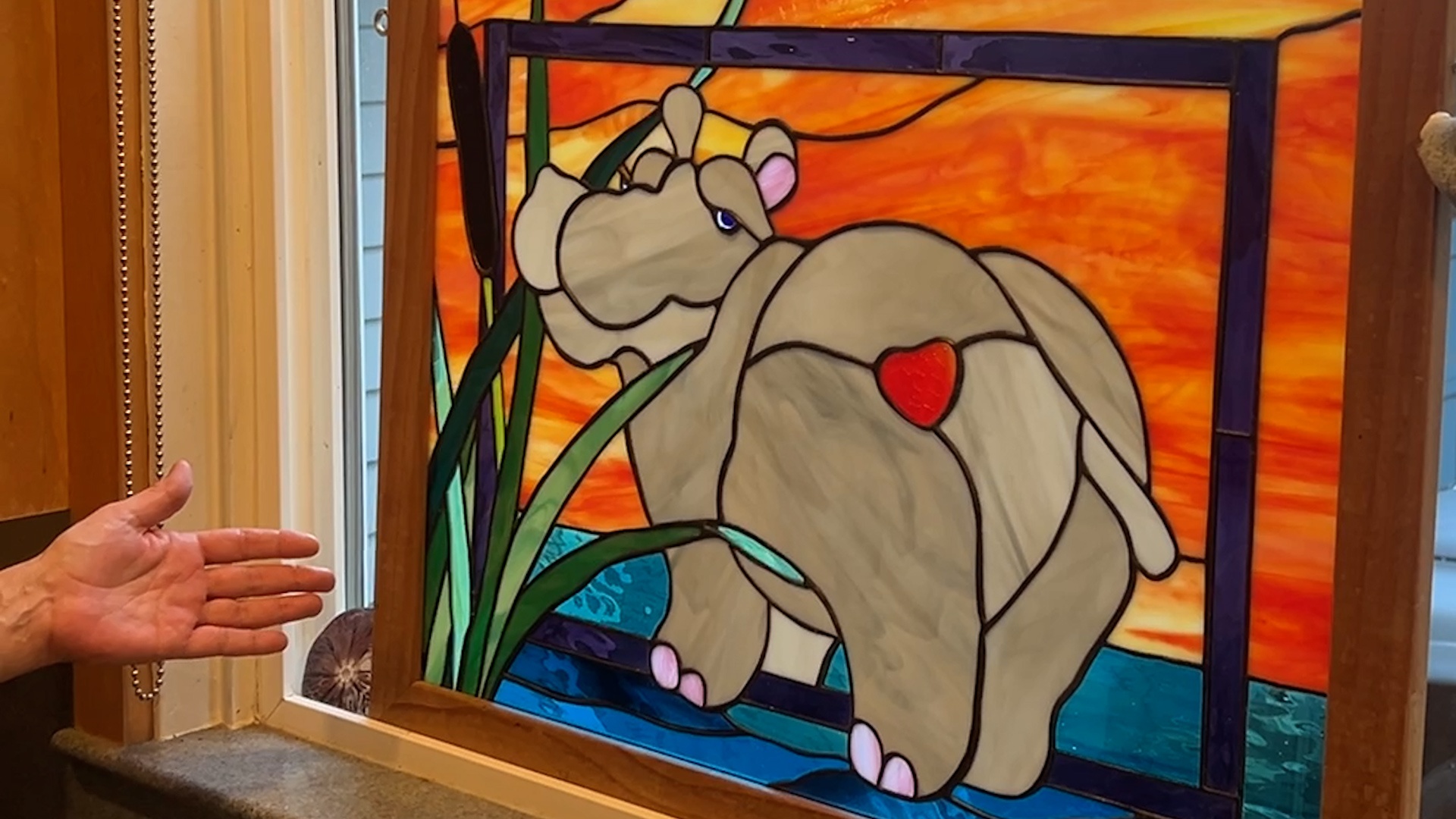 Video thumbnail for Largest collection of hippopotamus related items - 1,068 items held by Sheri Lynch
