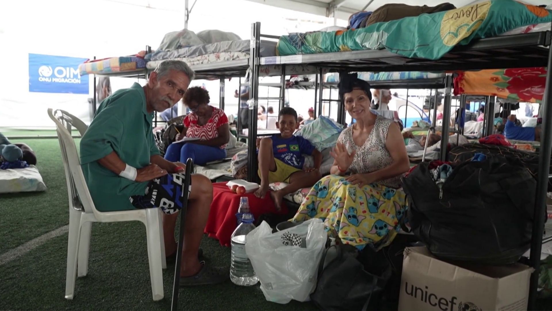 Video thumbnail for Venezuela earthquake survivors criticise government as relief efforts expand