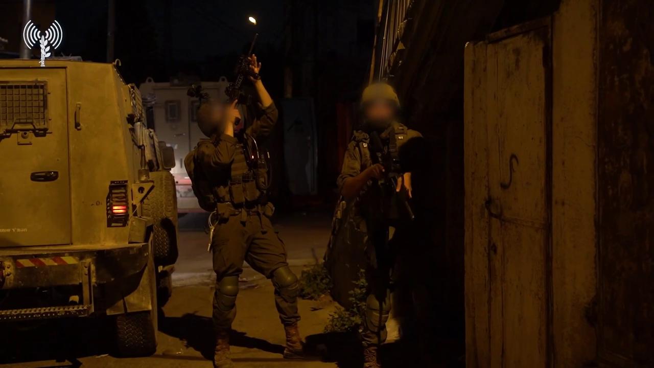 Video thumbnail for Israeli Forces Continue West Bank Operations During Sukkot.