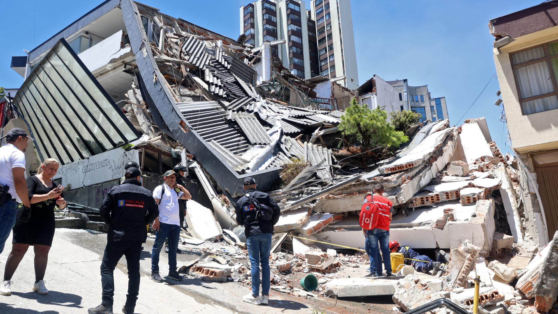 Video thumbnail for Colombia rescuers race critical window after 7.4 magnitude earthquake