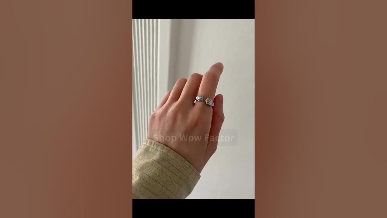 Video thumbnail for 🐾 Adorable Cat Paw Print Ring: The Perfect Accessory! 🐾✨ || #cat #accessories #shorts