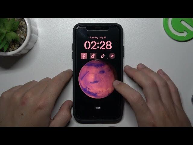 Video thumbnail for How to Set Separate Wallpapers on iOS | Customize Your iPhone Homescreen!