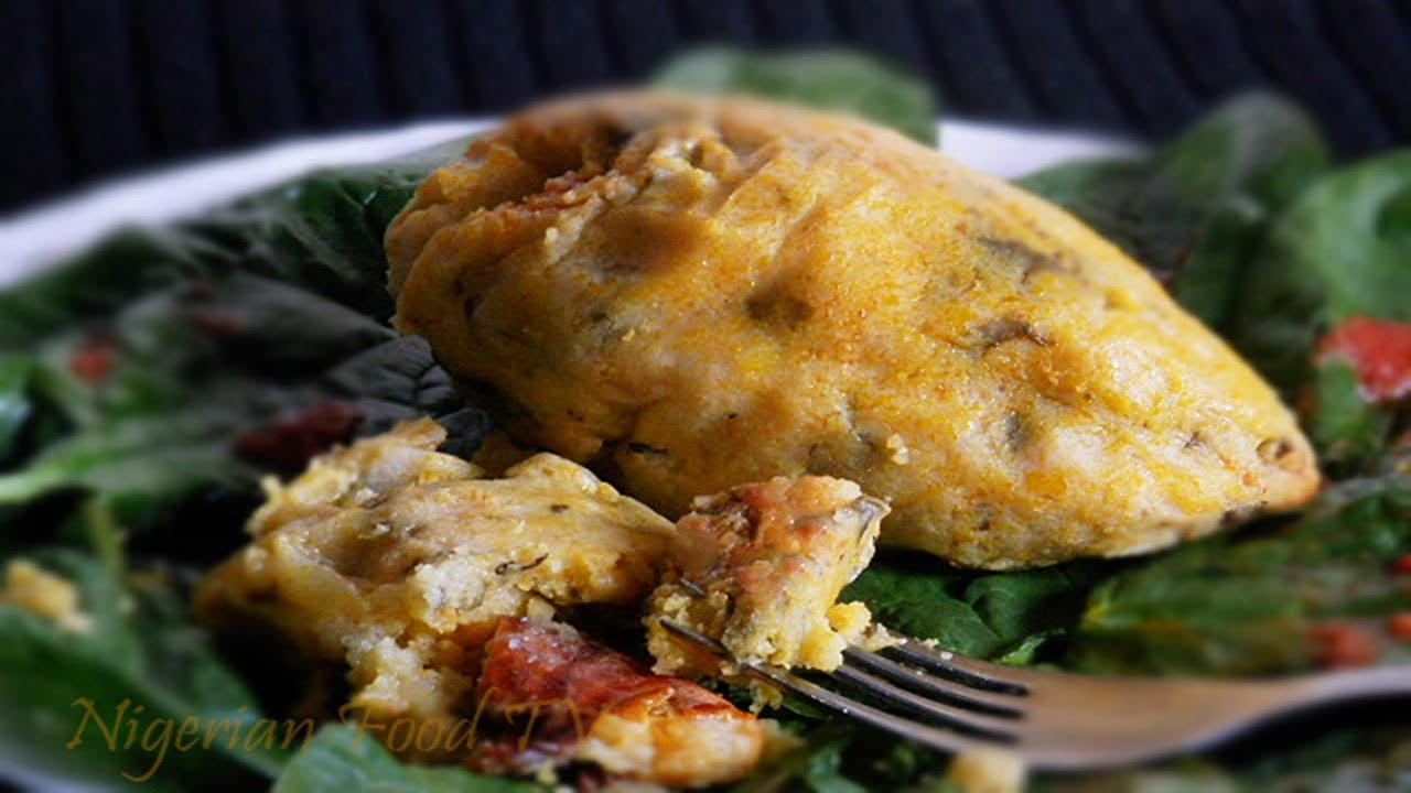 Video thumbnail for Corn Moi moi (Nri Oka / Ekoki)- Nigerian Tamales