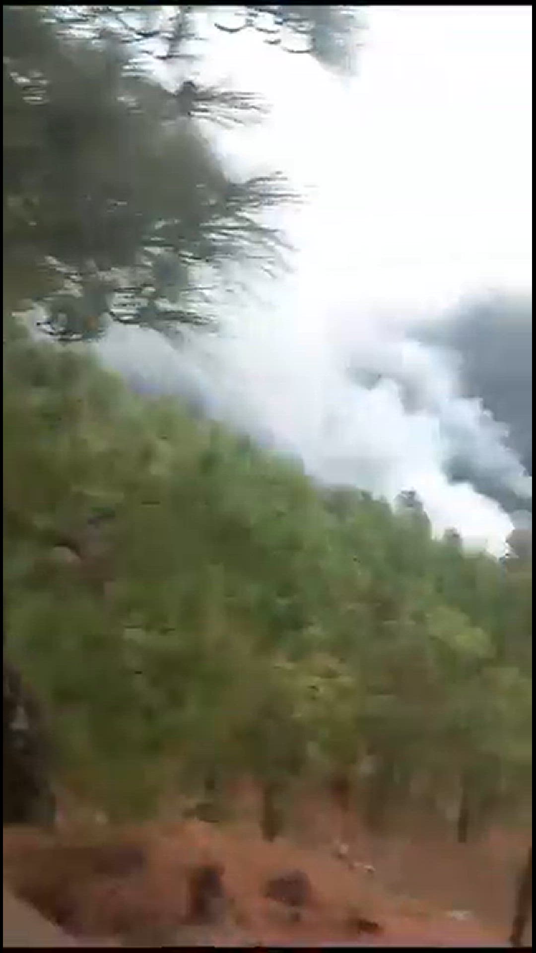 'Video thumbnail for Waldbrand La Palma 2023 erreicht Nationalpark Caldera de Taburiente'