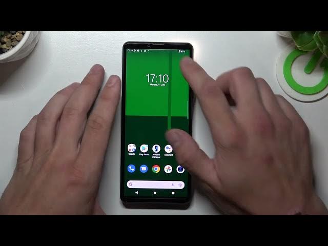 Video thumbnail for How to Turn Off Flashlight on SONY Xperia 10 IV - Disable Flashlight