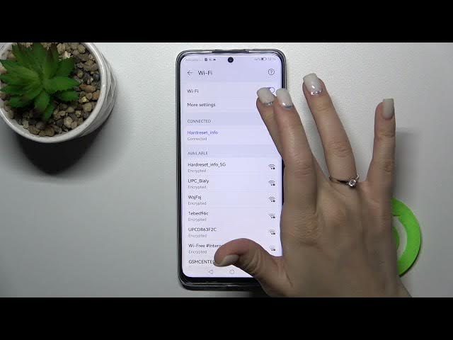 Video thumbnail for How to Connect the HUAWEI Nova Y90 Device to WiFi