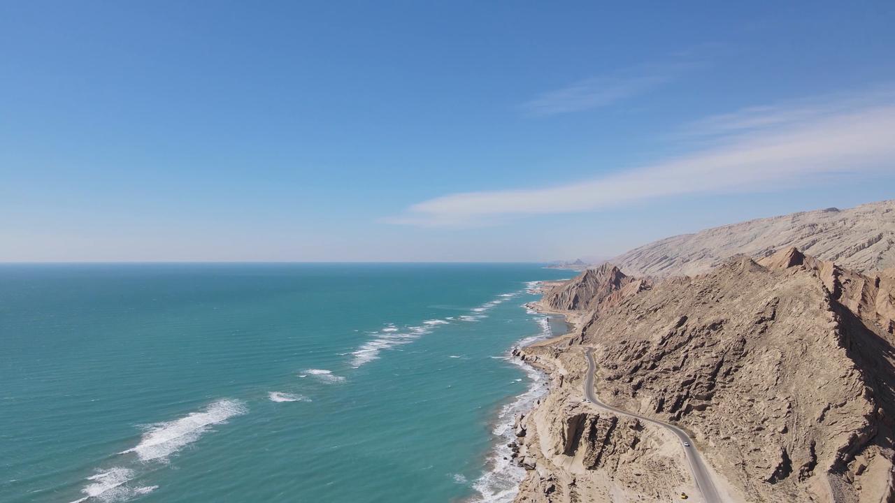 Video thumbnail for Iran: Drone View Over Persian Gulf 5.