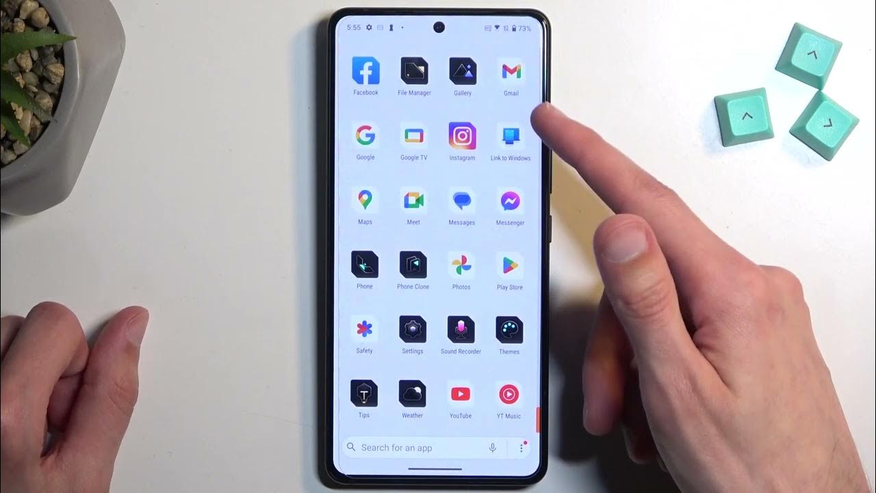 Video thumbnail for How to Capture a Screenshot on ASUS ROG Phone 8 Pro