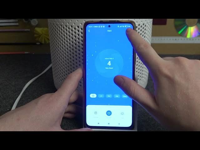 Video thumbnail for Maximize Your Air Purifier’s Life! Check Your LEVOIT Core 300 Filter Now!
