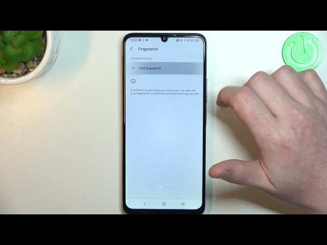 Video thumbnail for Is there a Fingerprint Scanner on a TCL 40 SE? Let's Check!