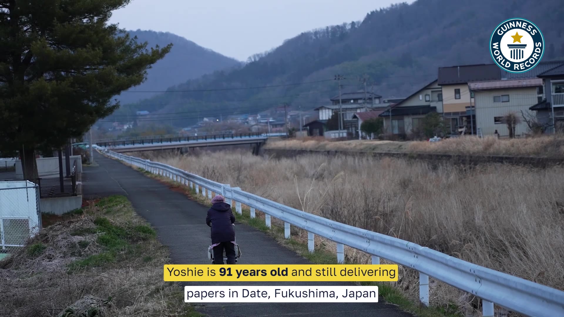 Video thumbnail for Yoshie Watanabe oldest newspaper delivery person at 91