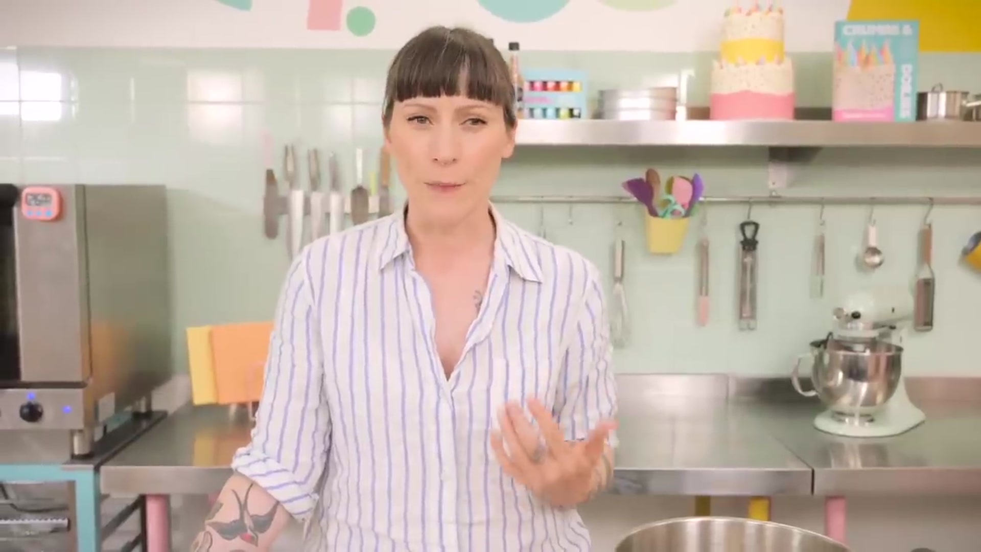 Video thumbnail for Best Ever Vanilla Sponge Cake Recipe New Improved Cupcake Jemma(720P HD)